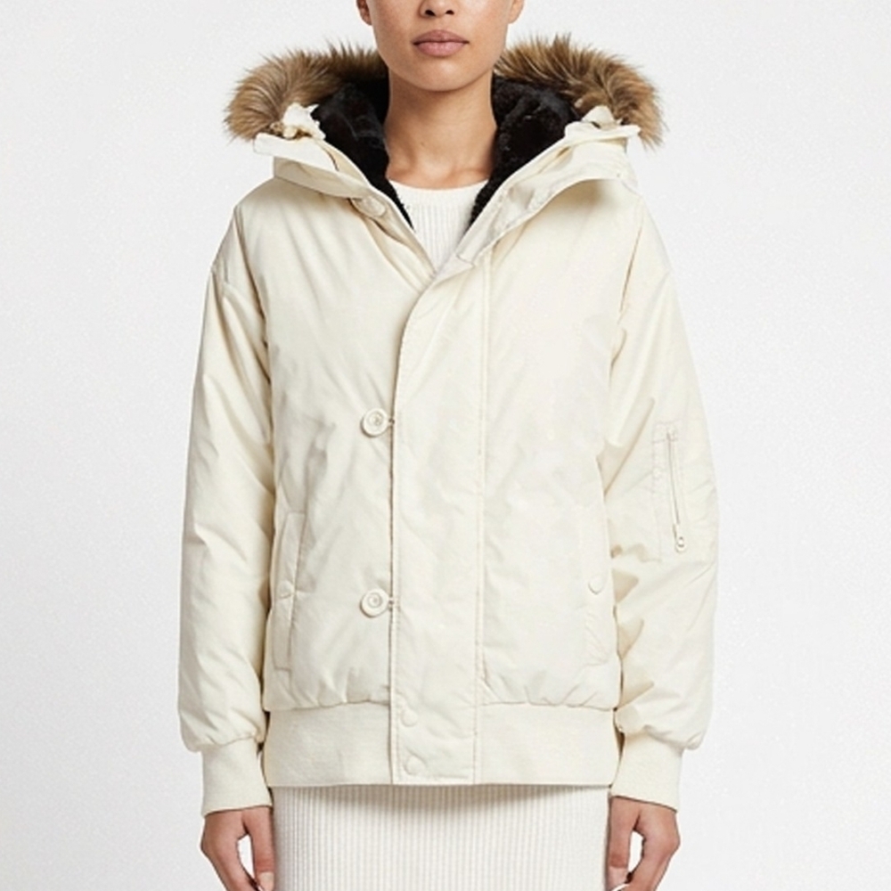 Nwot! Roots down winter jacket